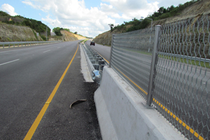 Autopista El Coral