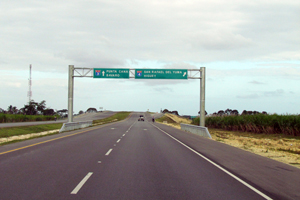 Autopista El Coral